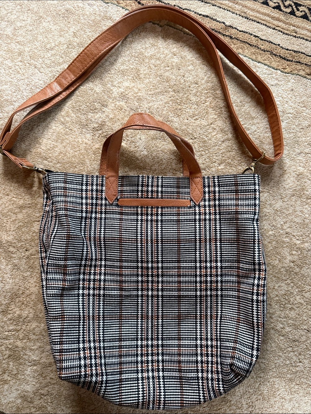 Thirty-One Casual Crossbody Tote Bag - Plaid About You Weave